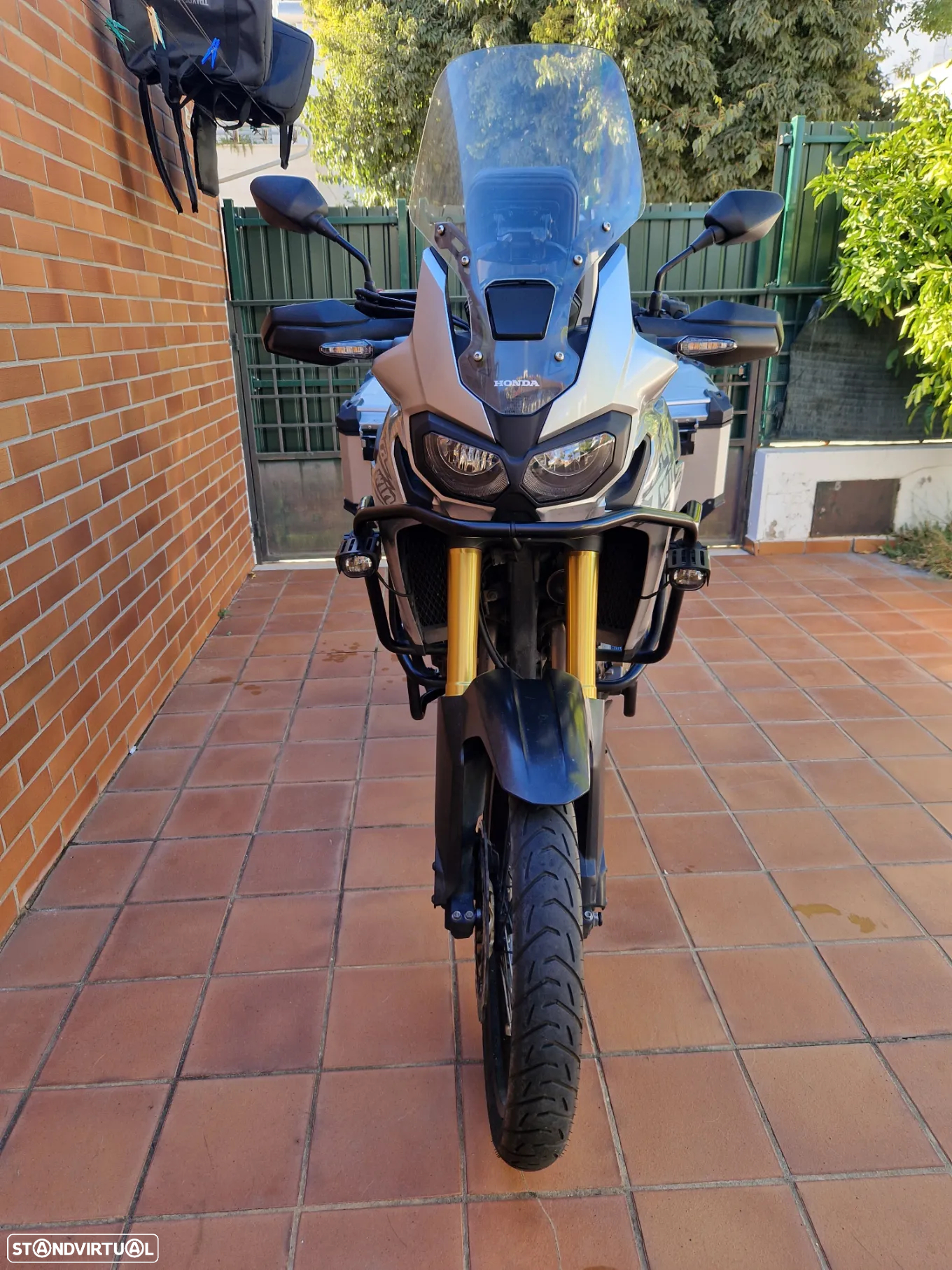 Honda Africa Twin SD04 - 15