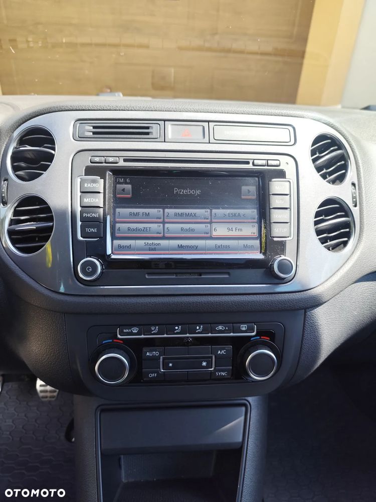 Volkswagen Tiguan - 14