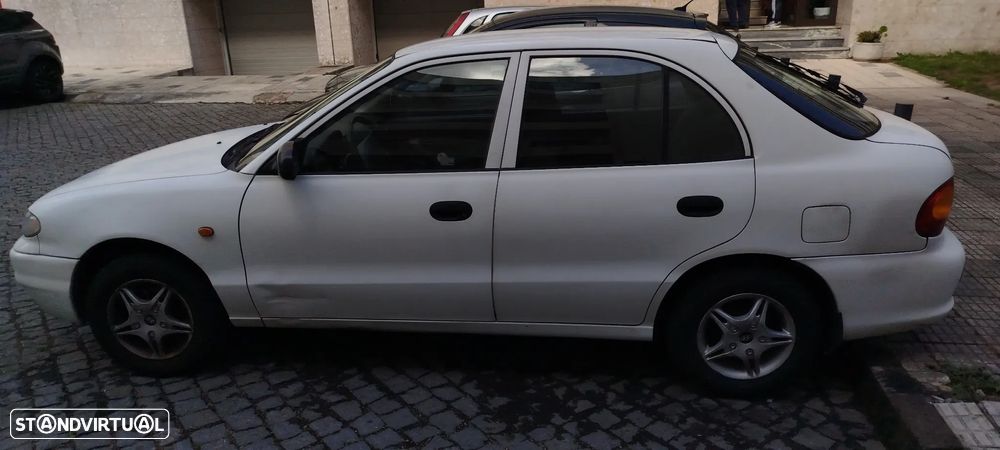 Hyundai Accent 1.3 Miles - 6