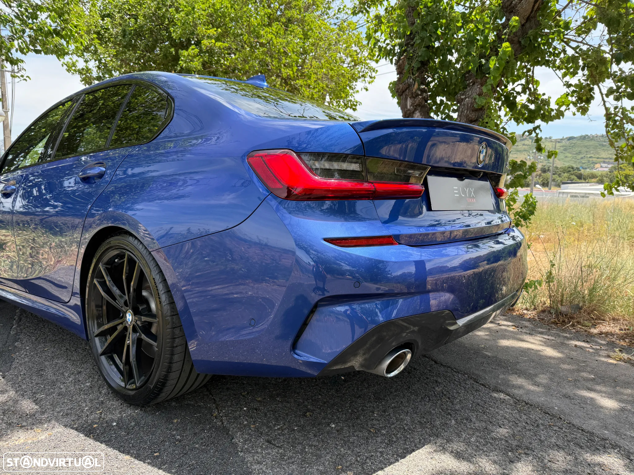 BMW 330 i Pack M Auto - 9