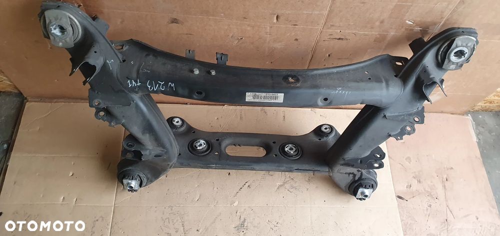 Wózek sanki belka zawieszenie tył Mercedes E-Klasa W213 Sedan Wózek sanki belka zawieszenie tył Mercedes E-Klasa W213 Sedan 2133509403 - 2