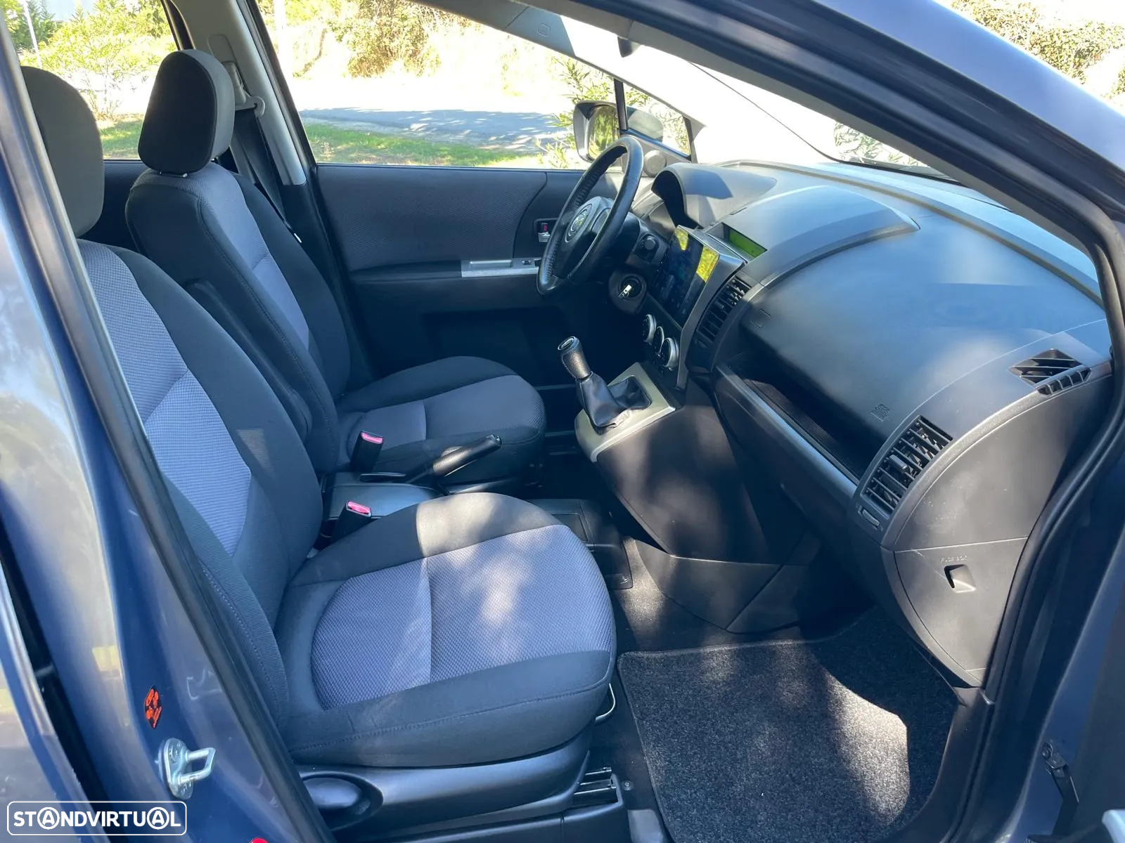 Mazda 5 MZR-CD 2.0 Comfort - 24