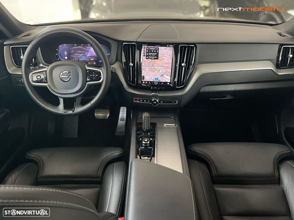 Volvo XC 60 2.0 T6 PHEV R-Design AWD - 9