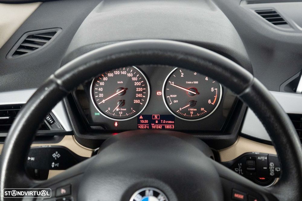 BMW X1 16 d sDrive Advantage - 27