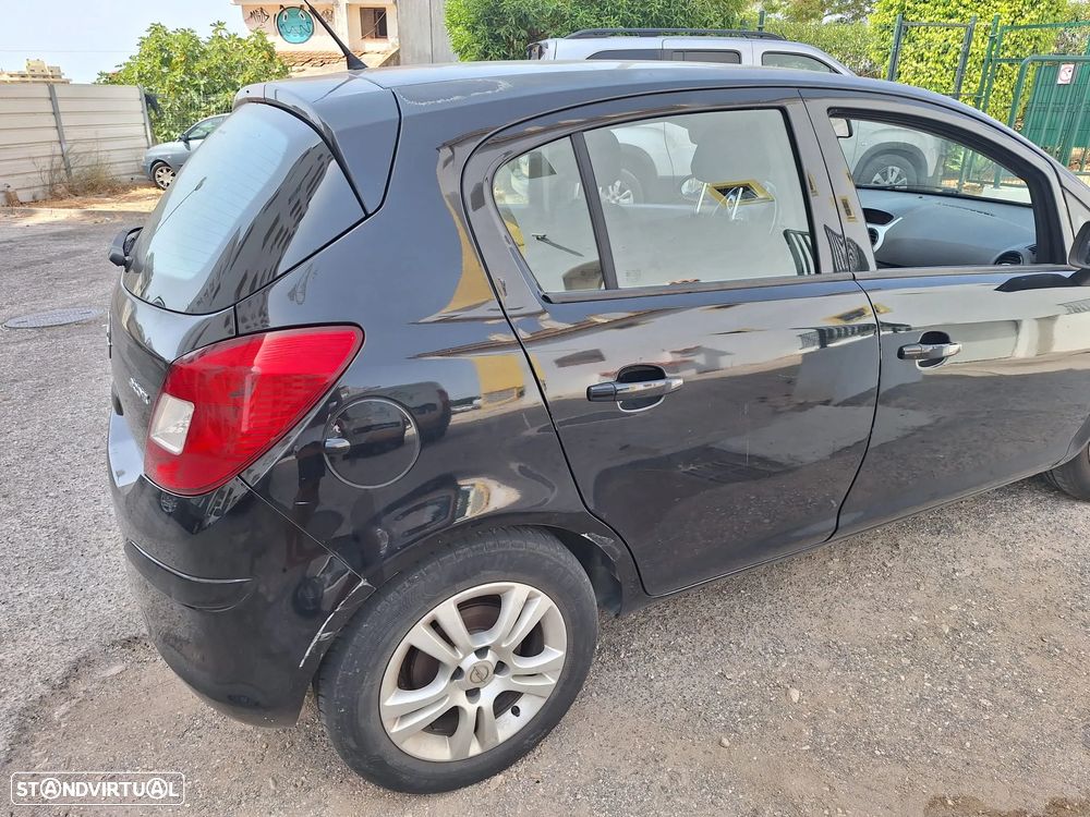 Opel Corsa 1.3 CDTi Enjoy EcoFLEX - 1