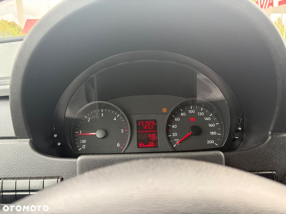 Volkswagen Crafter - 12