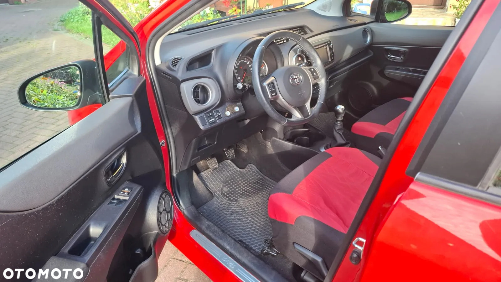 Toyota Yaris 1.33 Premium - 5
