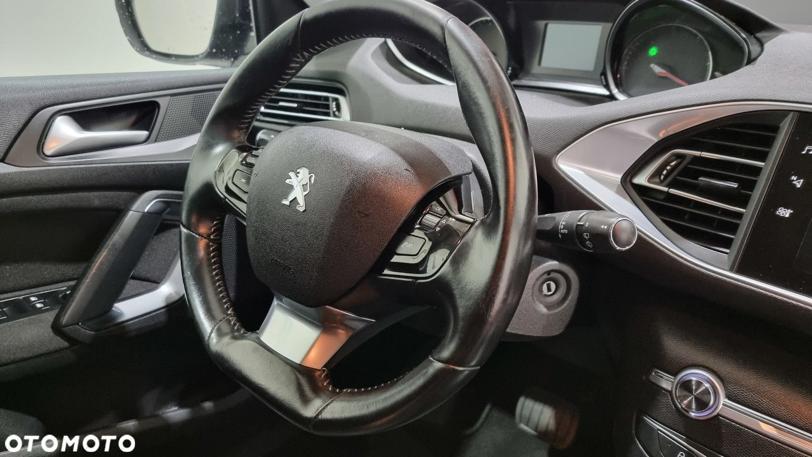 Peugeot 308 - 17