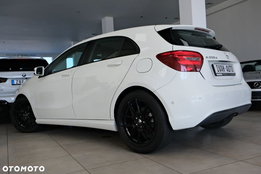 Mercedes-Benz Klasa A 200 d Urban - 12