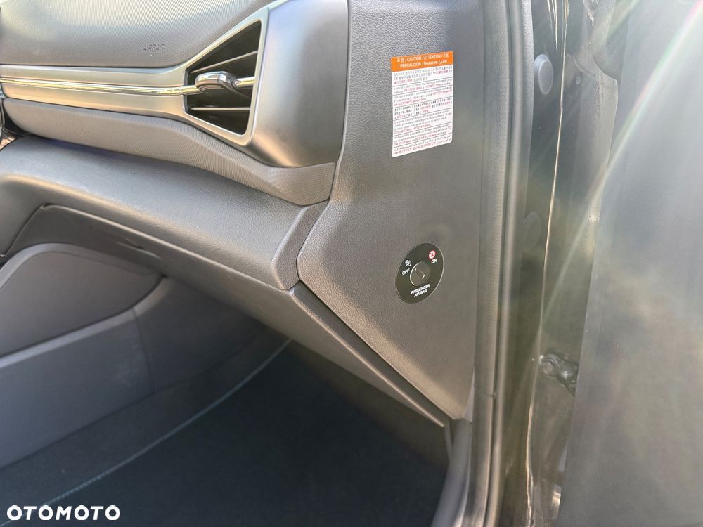 Hyundai IONIQ hybrid Premium - 32
