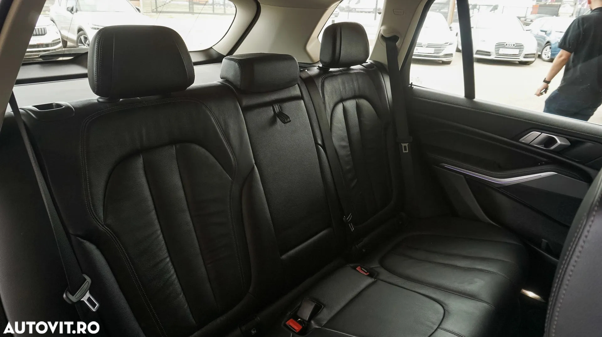 BMW X5 xDrive45e - 32