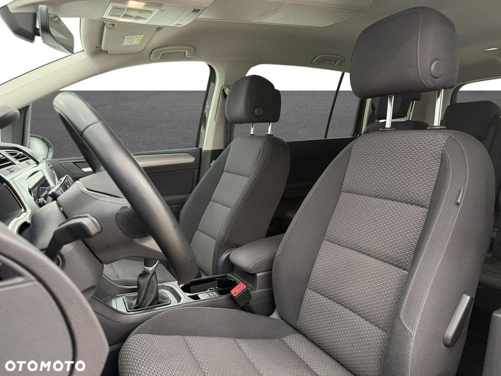 Volkswagen Touran 1.5 TSI EVO Comfortline - 17
