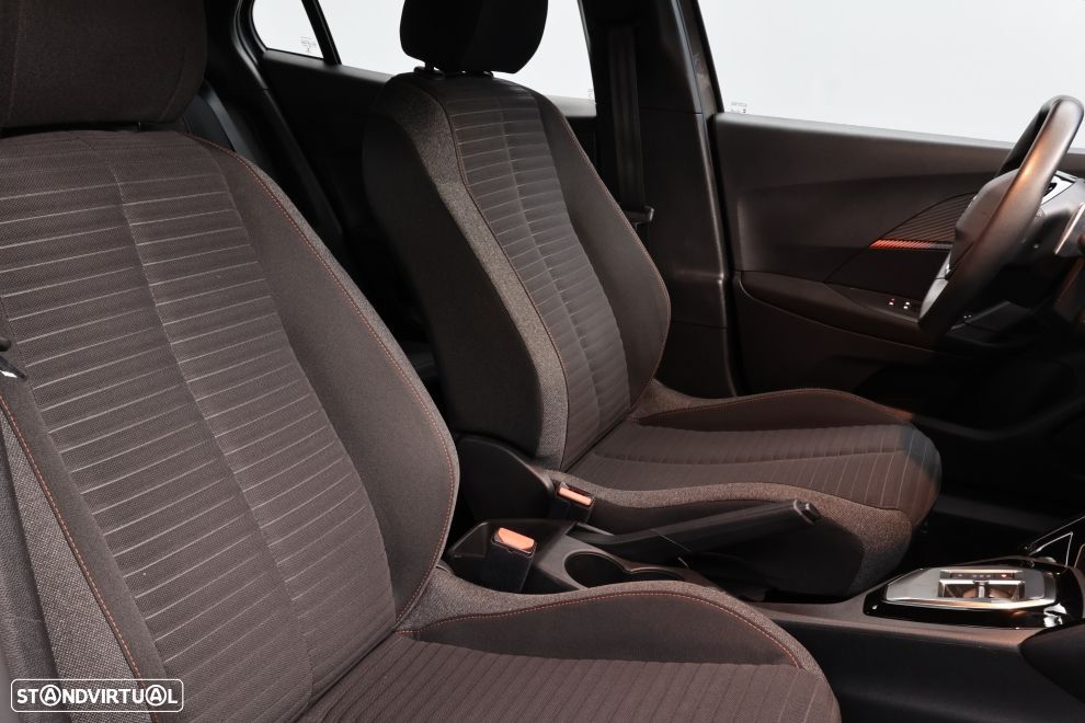 Peugeot 2008 1.5 BlueHDi Active Pack EAT8 - 20