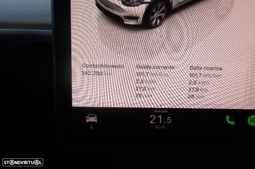 Tesla Model Y Standard RWD - 8