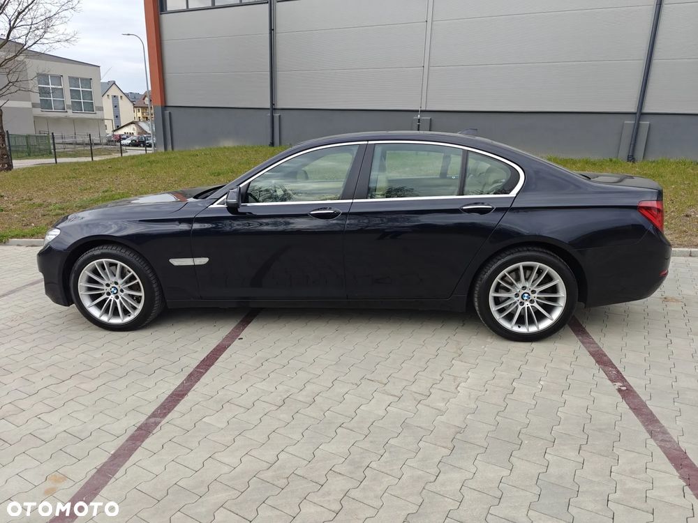 BMW Seria 7 740d xDrive - 8