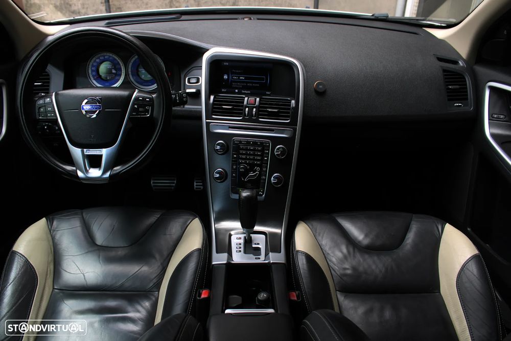 Volvo XC 60 2.0 D3 R-Design Geartronic - 18