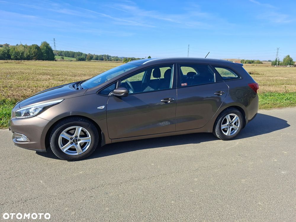 Kia Ceed - 6