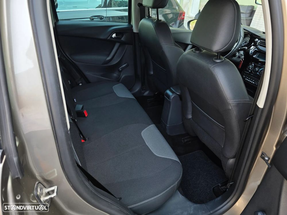 Citroën C3 1.4 HDi Exclusive - 34