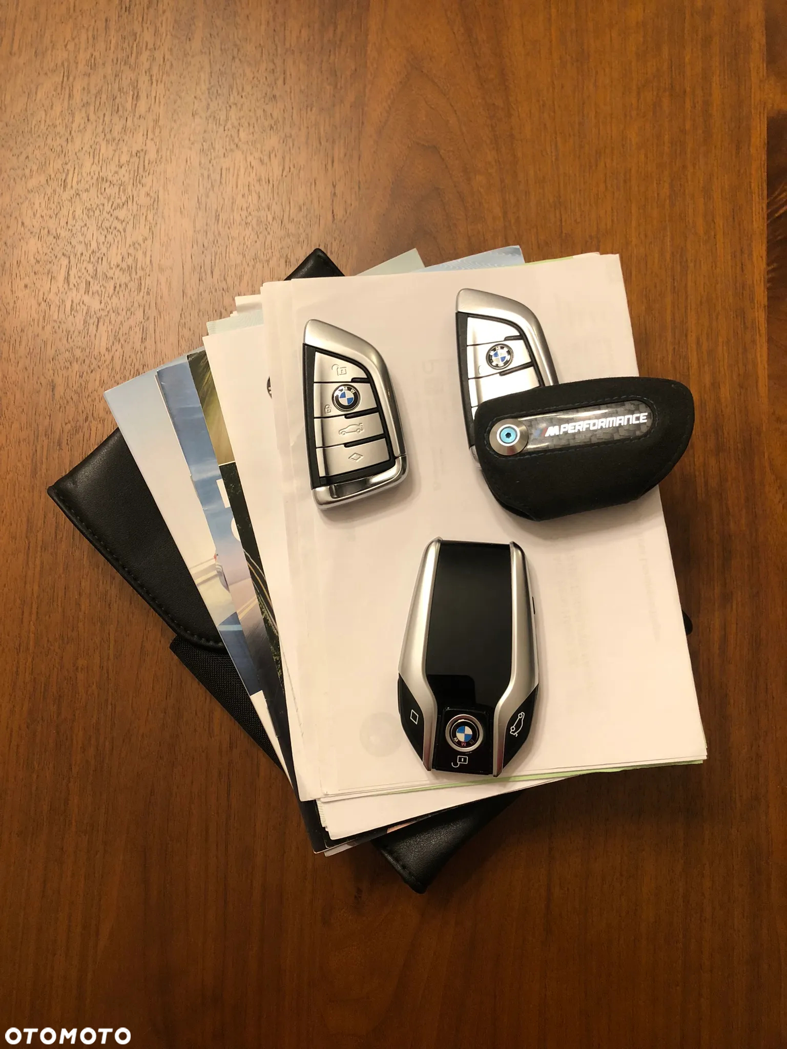 BMW Seria 5 M550i xDrive sport - 16