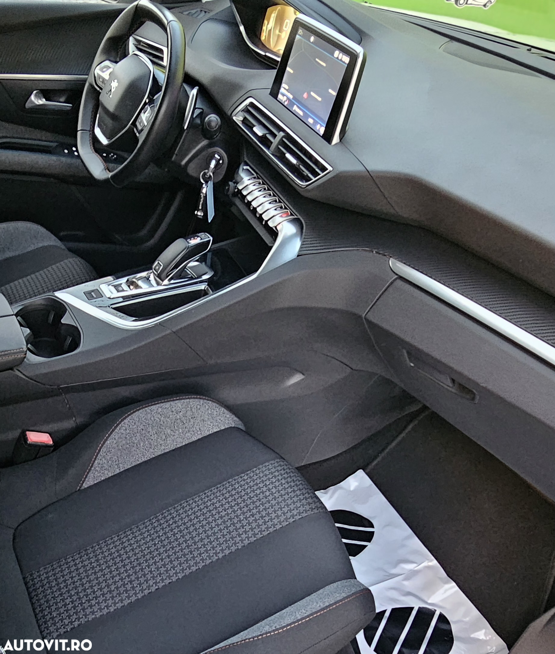 Peugeot 3008 1.2 PureTech Turbo S&S EAT6 Active - 15