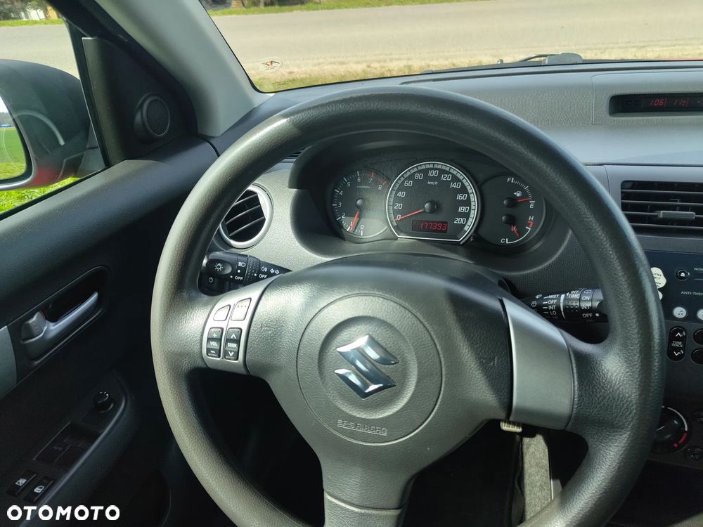 Suzuki Swift 1.3 GS / Premium - 18