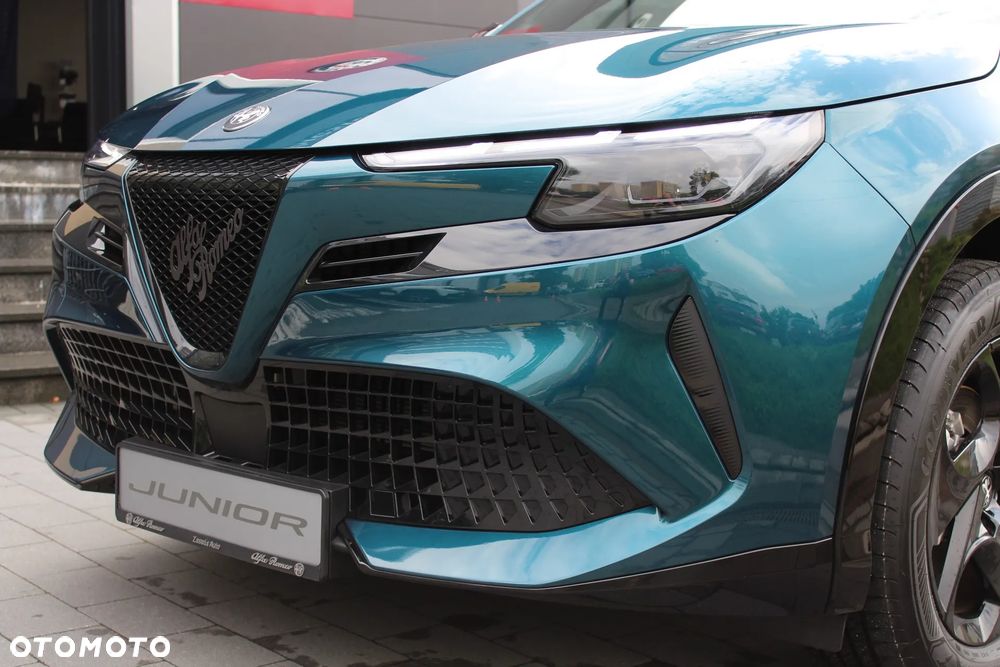 Alfa Romeo Junior 1.2 mHEV Sprint eDCT - 6