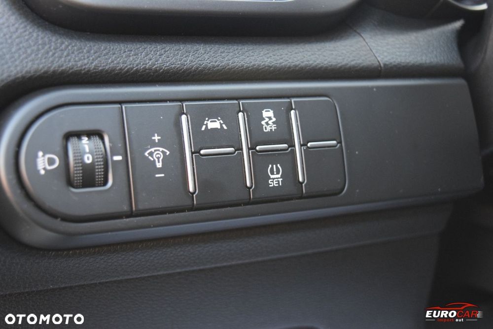 Kia Ceed 1.4 T-GDI L Business Line - 27