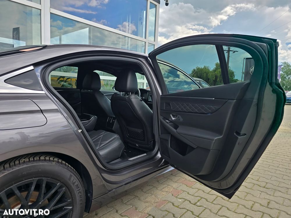 DS Automobiles DS 9 1.6 PHeV FWD 250 EAT8 PERFORMANCE Line + - 12