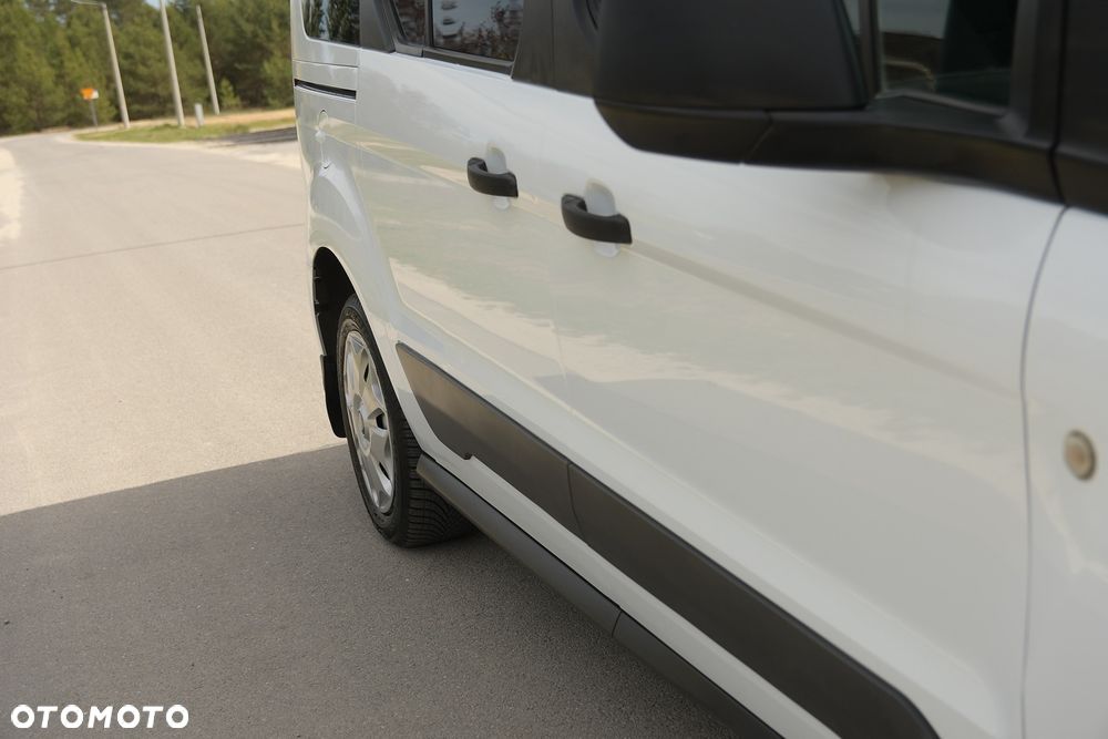 Ford Connect - 18
