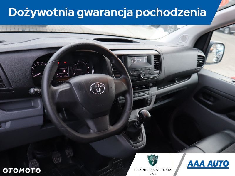 Toyota proace - 9