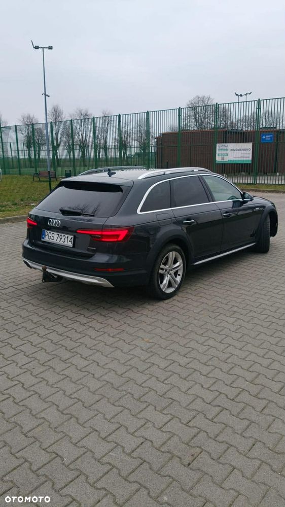 Audi A4 Allroad - 2
