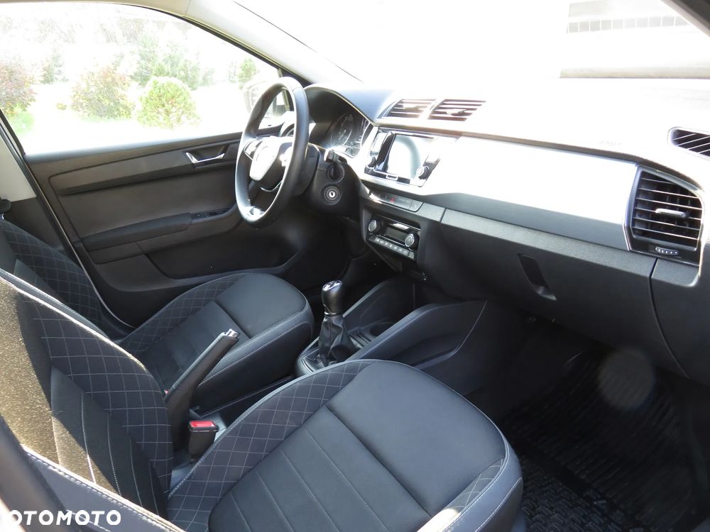 Skoda Fabia 1.0 Ambition Plus - 10