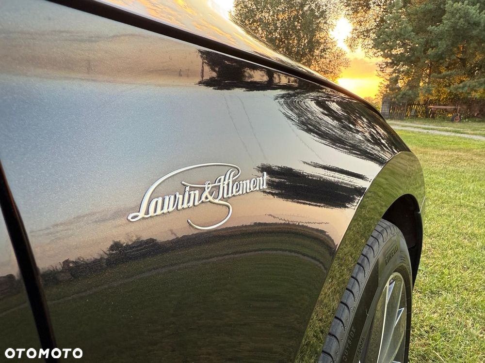 Skoda Superb 2.0 TDI L&K DSG - 19