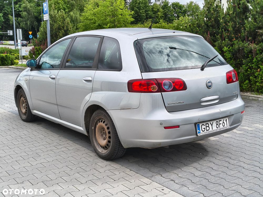 Fiat Croma 1.9 JTD Emotion - 5