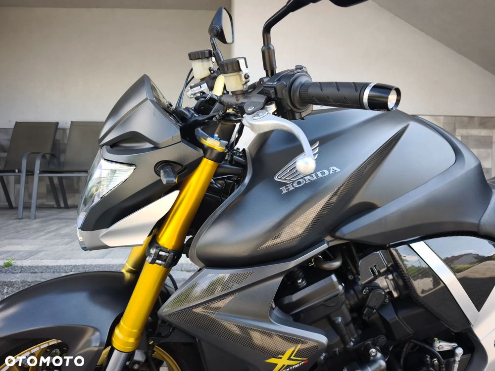Honda CB - 3