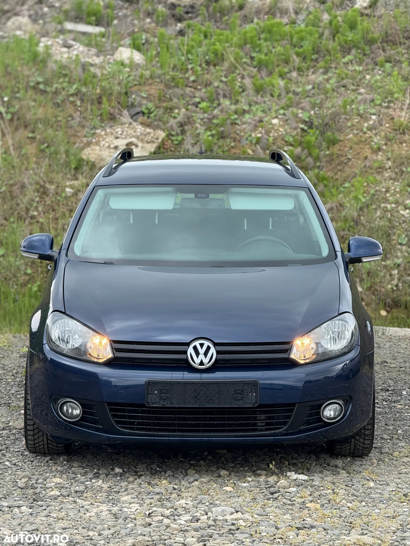 Volkswagen Golf 1.6 TDI BlueMotion Technology DPF Trendline DSG - 2