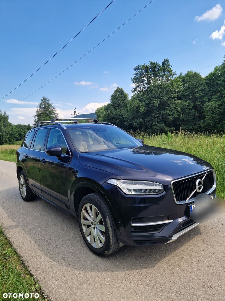 Volvo XC 90 - 1