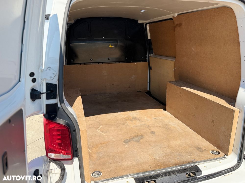 Volkswagen Transporter California T6.1 Beach Tour - 21
