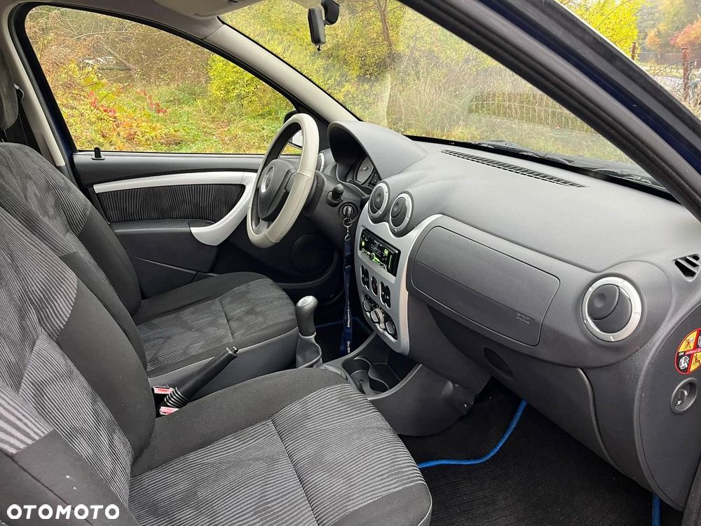 Dacia Sandero - 17