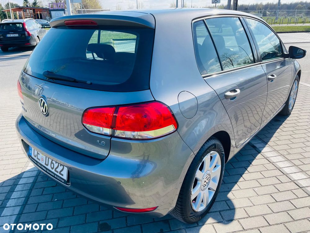 Volkswagen Golf 1.6 Team - 5