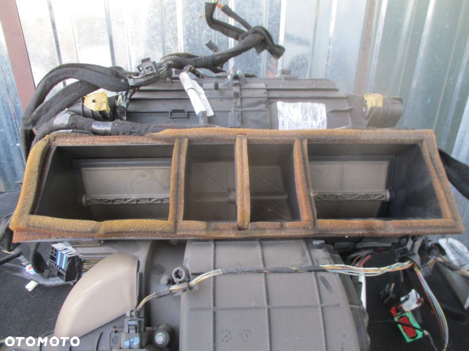 Nagrzewnica Peugeot 407 Citroen C5 LIFT - 1
