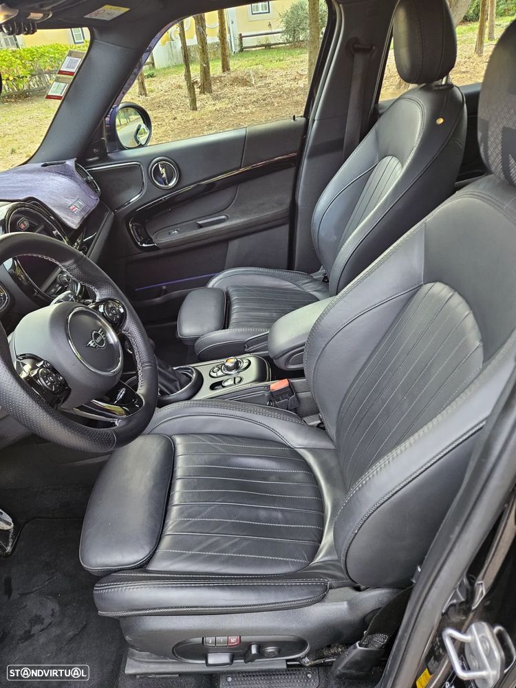 MINI Countryman Cooper SE ALL4 Auto - 11