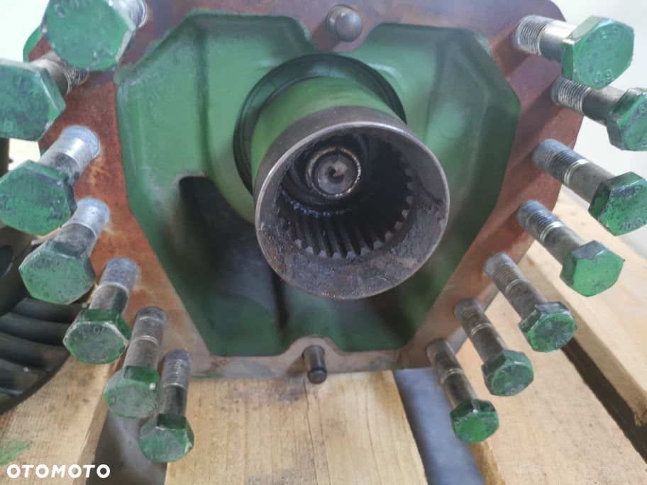Mechanizm różnicowy przedni John Deere 6155 R {Typ 750310} - 7
