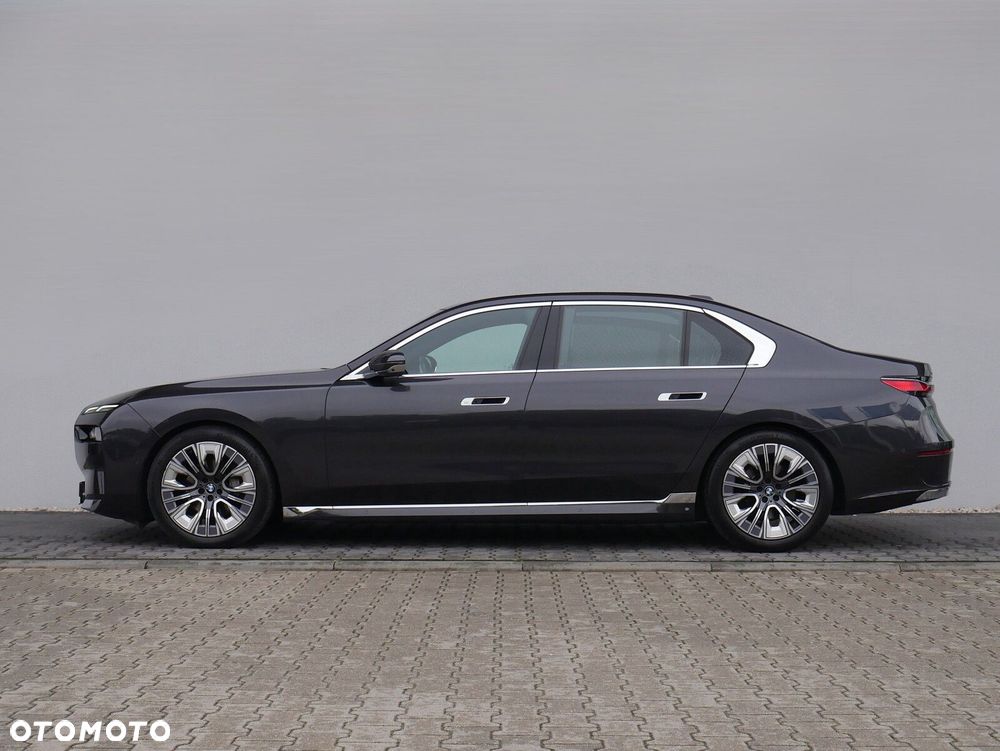 BMW Seria 7 - 34