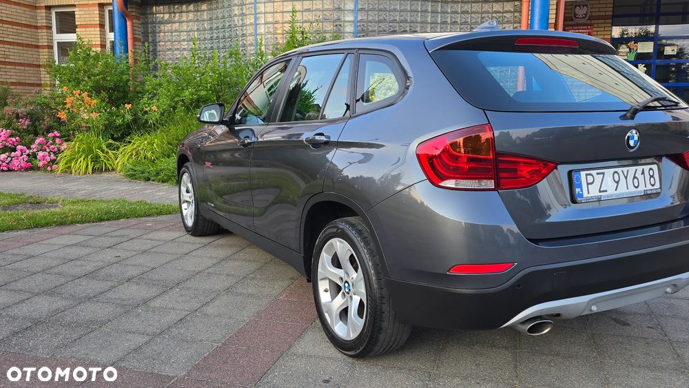 BMW X1 sDrive18i xLine - 33