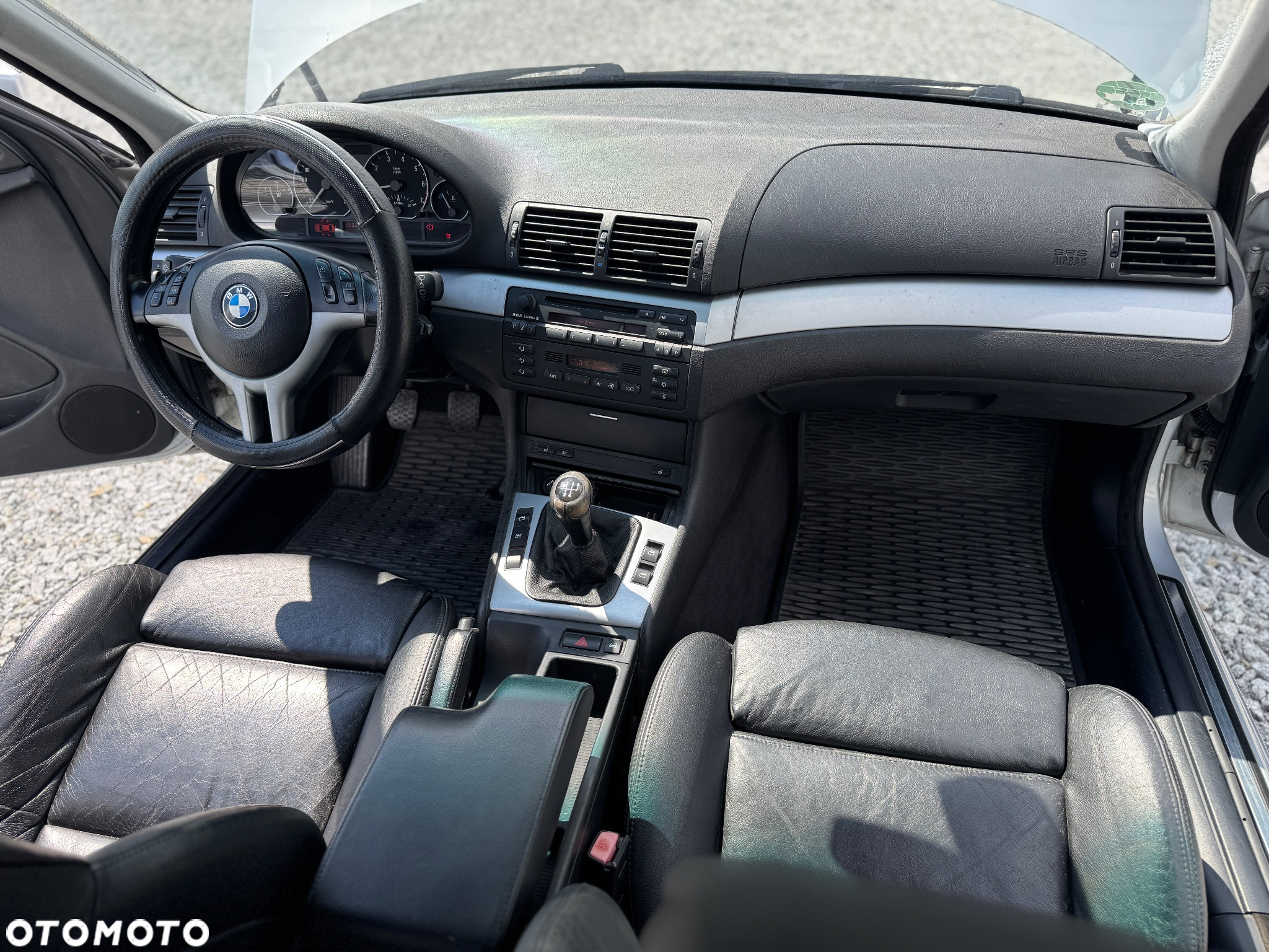 BMW Seria 3 330i Touring Edition Sport - 12