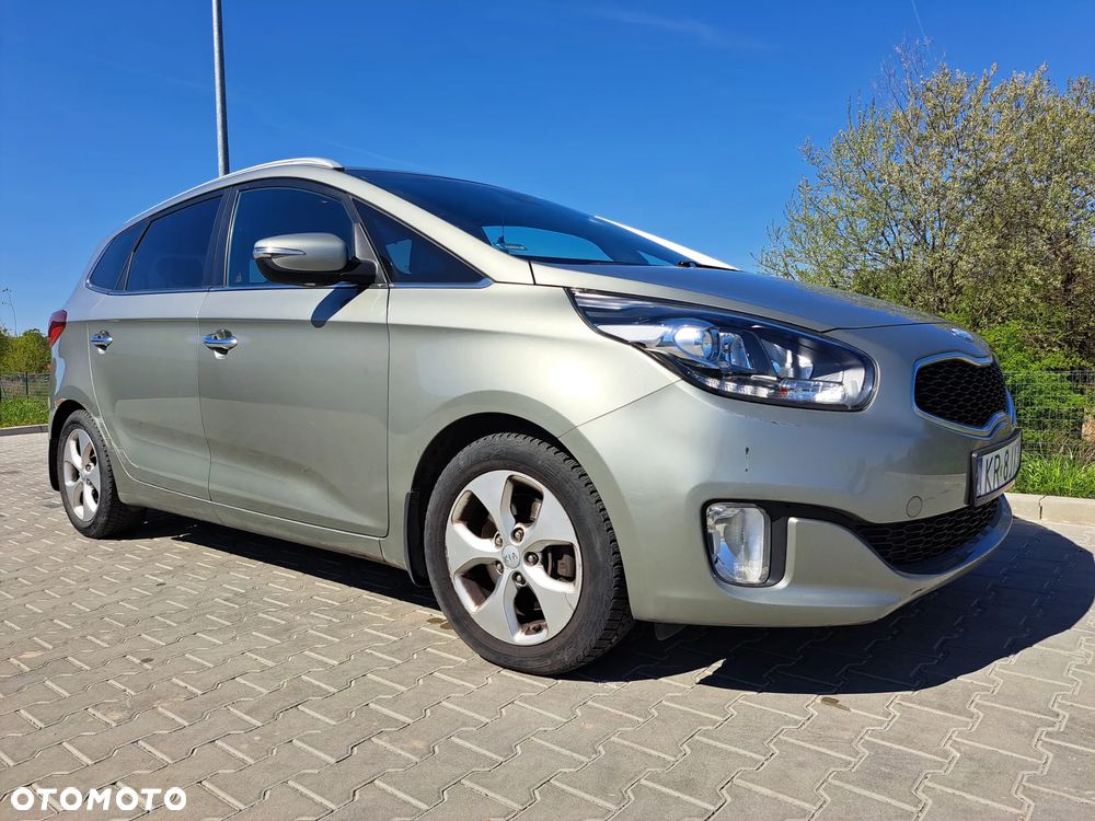 Kia Carens 1.7 CRDi L - 6