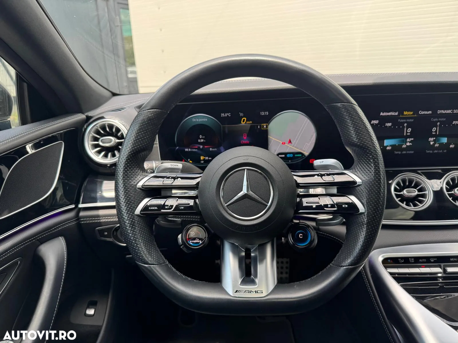 Mercedes-Benz AMG GT 43 4MATIC+ MHEV - 8