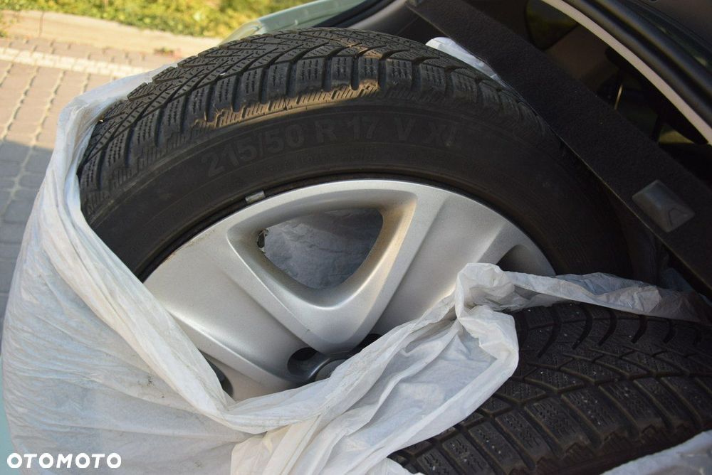 Opel Astra 1.4 Turbo Design Edition - 21