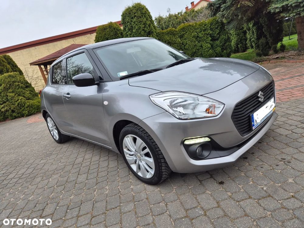 Suzuki Swift 1.2 SHVS Premium Plus - 10